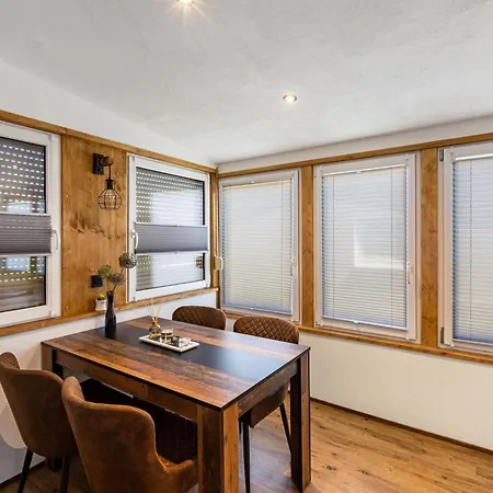 Stauseeblick 別荘 ケルブラ